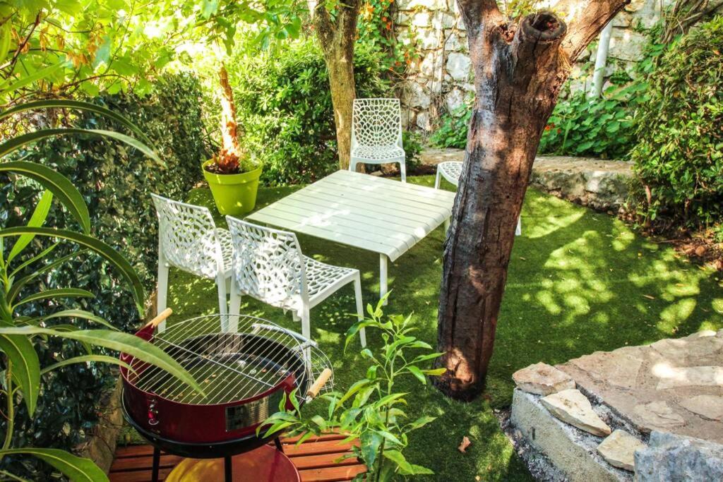 וילפראנש-סור-מר Appartement Lumineux Avec Terrasse Jardin Et Acces Piscine מראה חיצוני תמונה